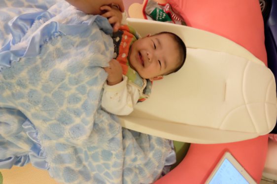 寶寶需要的安全感揹巾+寶寶毯-張宇主播